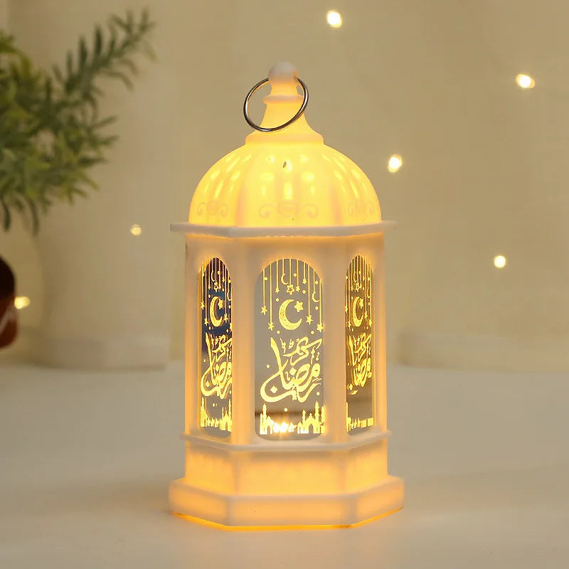 فوانيس رمضان الملونة