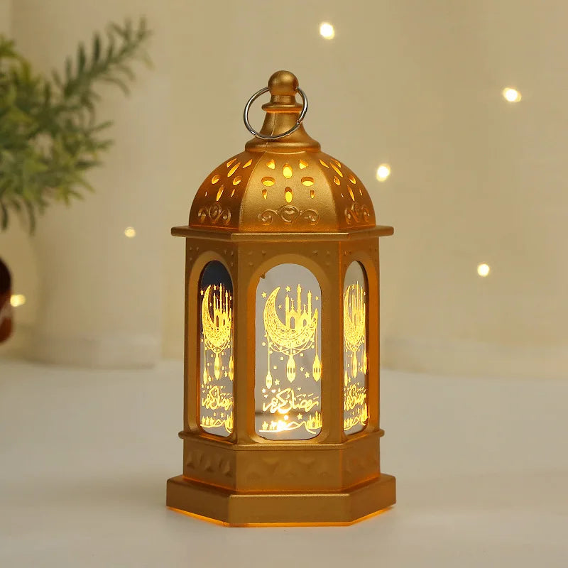 فوانيس رمضان الملونة